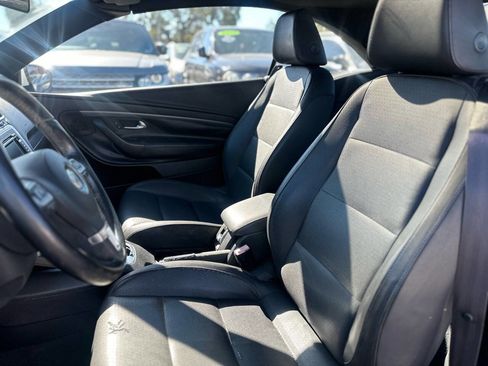 Used 2010 Volkswagen Eos Komfort image 12