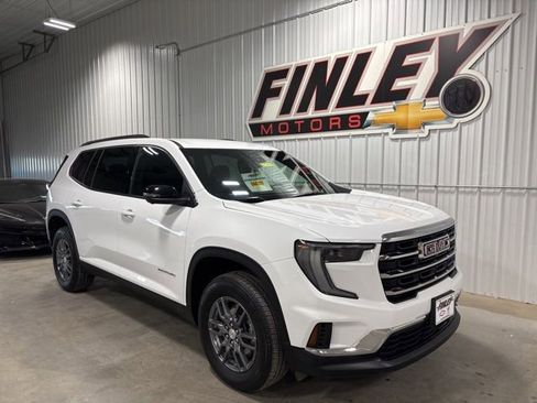 Used 2025 GMC Acadia Elevation image 12