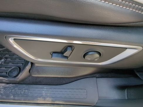 New 2026 RAM 1500 Laramie AWD/4WD image 10