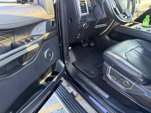 Used 2021 Ford Expedition Max Platinum AWD/4WD image 16