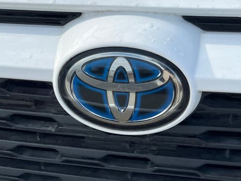 Used 2023 Toyota RAV4 LE AWD/4WD image 13