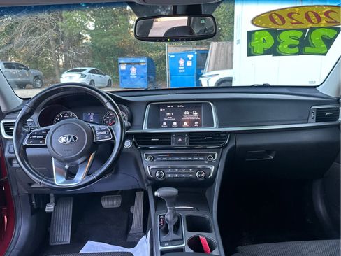 Used 2020 Kia Optima S image 40
