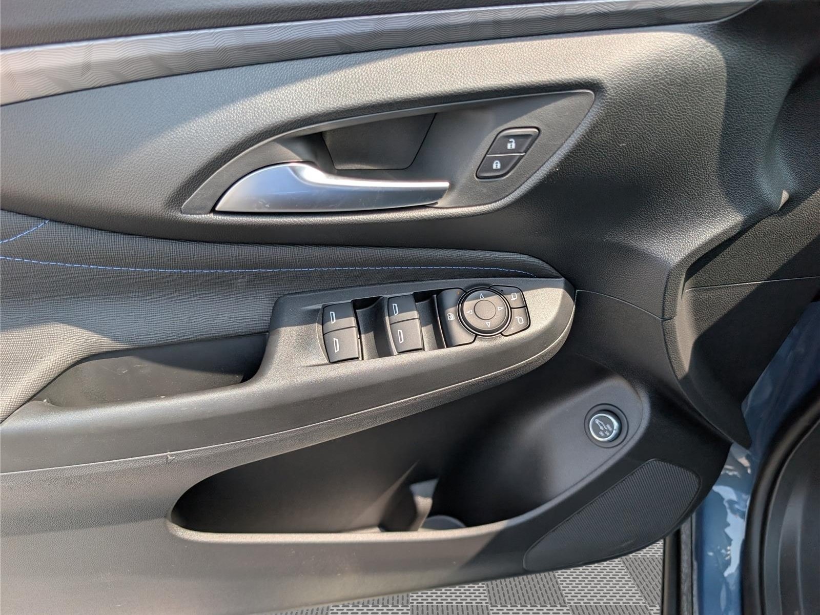 New 2026 Buick Envista Sport Touring w/ Convenience I Package FWD image 16