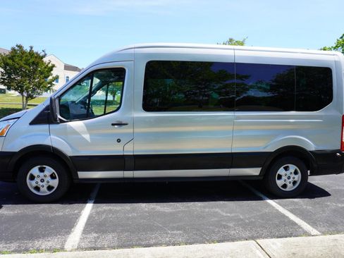 Used 2019 Ford Transit 350 XLT RWD image 10