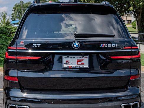 Used 2025 BMW X7 M60i image 26