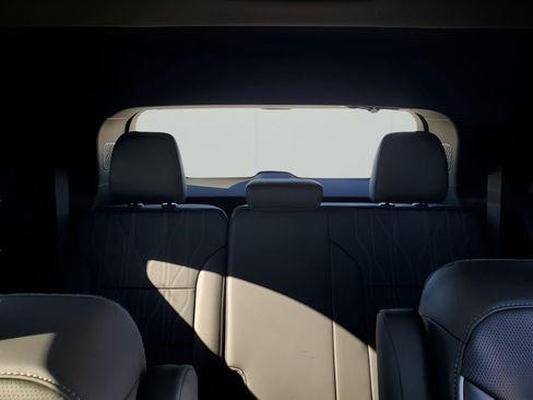 New 2026 Buick Enclave Avenir w/ Super Cruise Package image 24