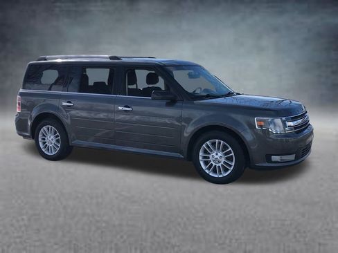 Used 2016 Ford Flex SEL image 10
