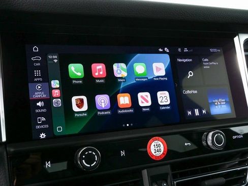 New 2026 Porsche Macan image 17