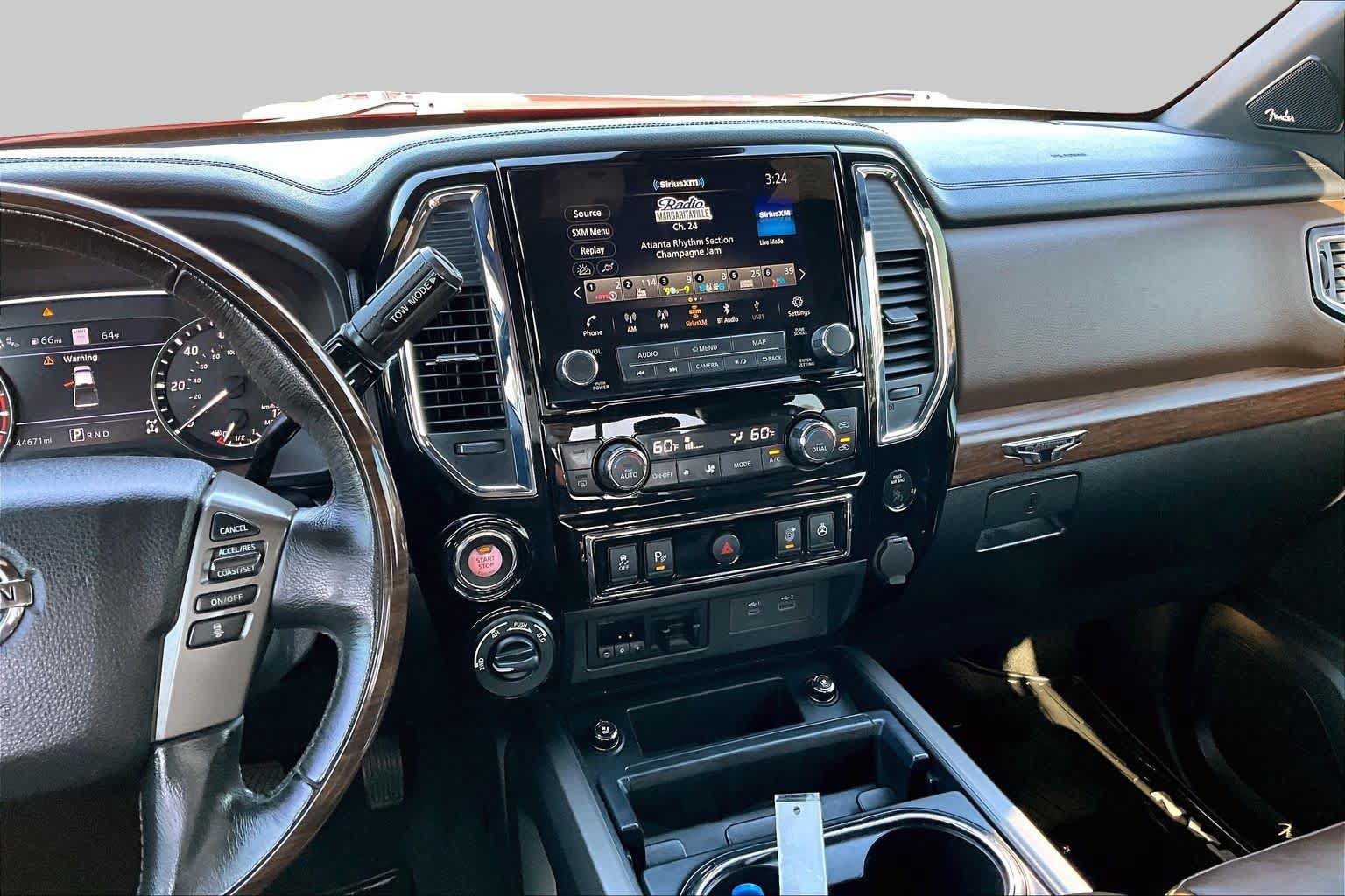 Used 2020 Nissan Titan Platinum Reserve w/ Moonroof Package AWD/4WD image 6