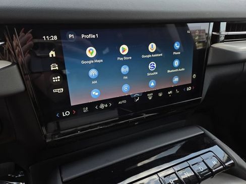 New 2027 Lincoln Navigator Premiere RWD image 7