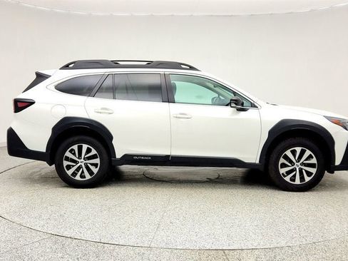Used 2024 Subaru Outback Premium image 4
