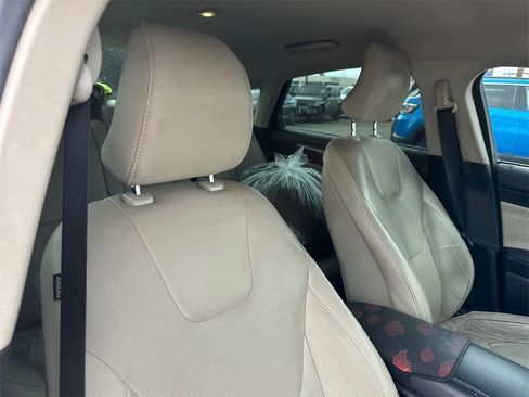 Used 2017 Ford Fusion Titanium image 16