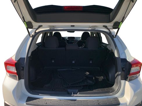 Used 2019 Subaru Crosstrek 2.0i Premium w/ Moonroof Package image 6