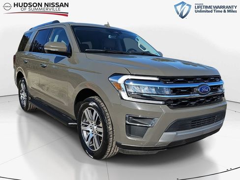 Used 2024 Ford Expedition Limited image 1