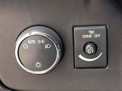 Used 2012 Chevrolet Express 2500 RWD image 21