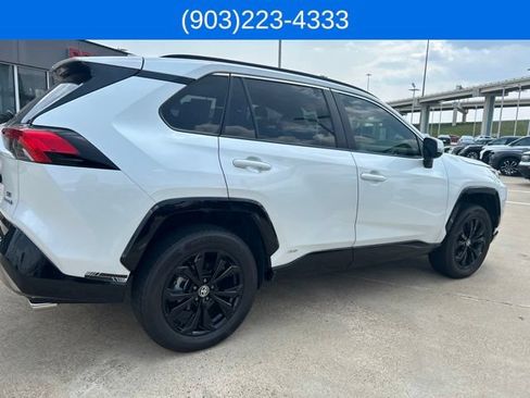 Used 2024 Toyota RAV4 SE AWD/4WD image 14