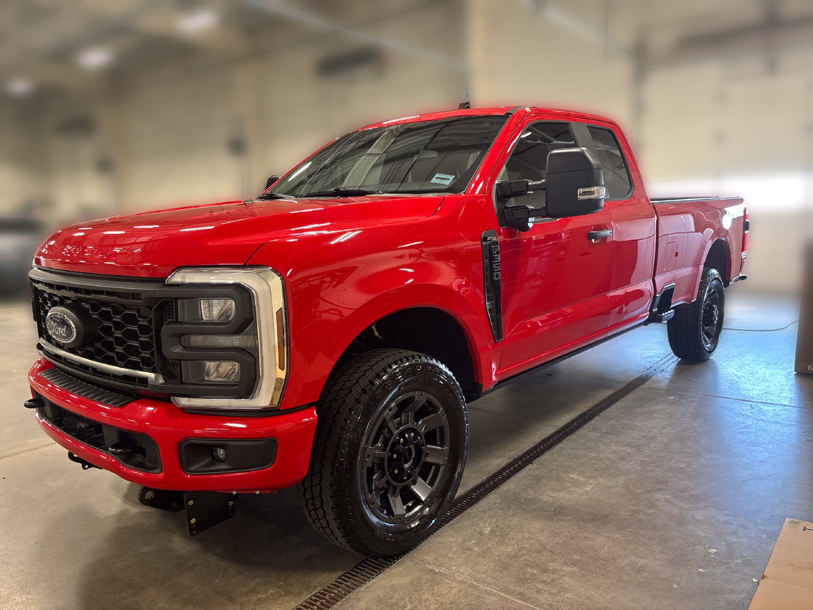 Certified 2025 Ford F350 XL w/ STX Appearance Package AWD/4WD image 4