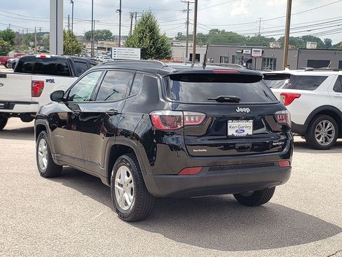 Used 2018 Jeep Compass Sport w/ Tech Group FWD image 7