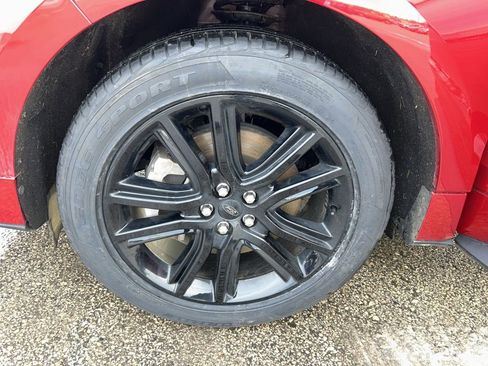 Used 2023 Ford Edge ST-Line w/ Class II Trailer Tow Package image 45