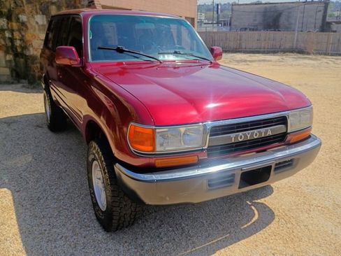 Used 1991 Toyota Land Cruiser image 2