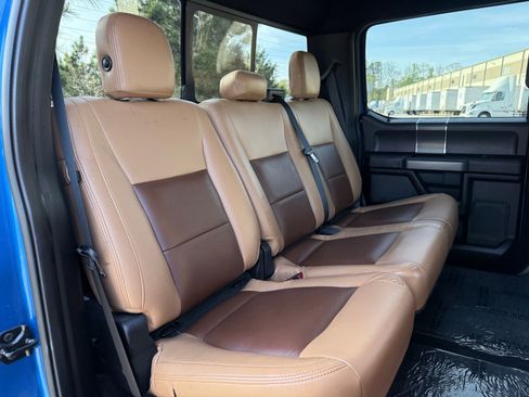 Used 2019 Ford F150 XLT image 45