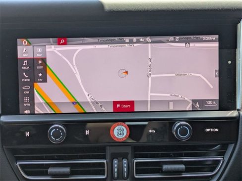 Certified 2025 Porsche Macan image 20