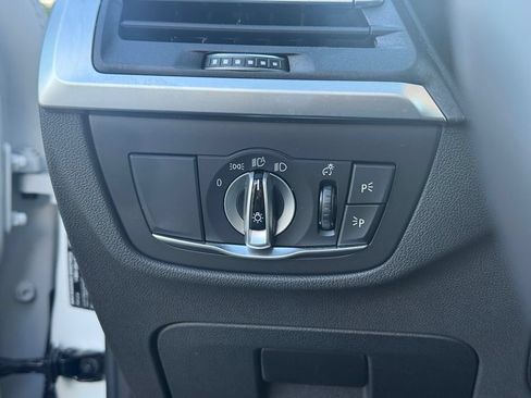 Used 2025 BMW X4 xDrive30i w/ Premium Package AWD/4WD image 28