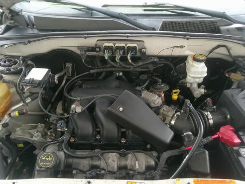 Used 2008 Ford Escape Limited image 19