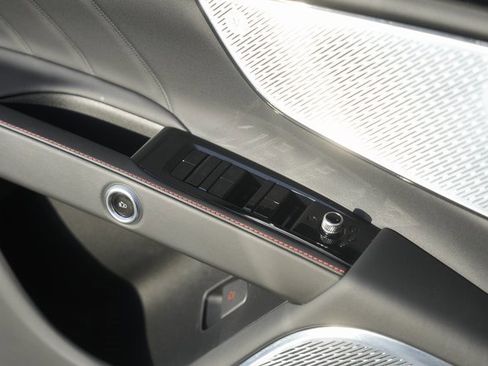 Used 2023 Maserati Grecale Modena image 29