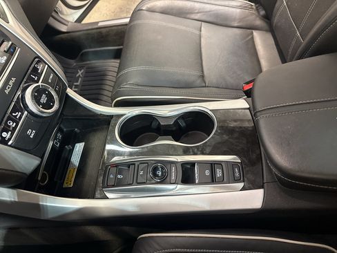Used 2018 Acura TLX w/ Advance Package AWD/4WD image 21