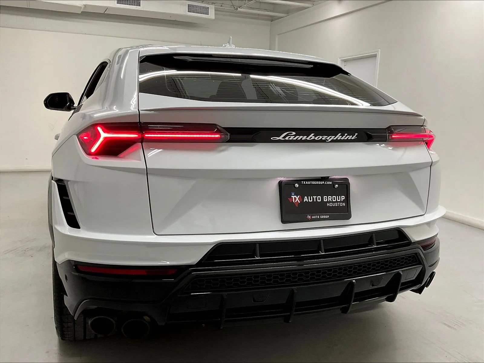Used 2024 Lamborghini Urus S AWD/4WD image 50