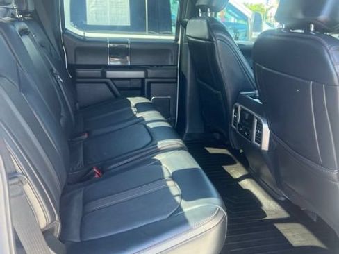 Used 2022 Ford F350 Platinum w/ Tremor Off-Road Package AWD/4WD image 9