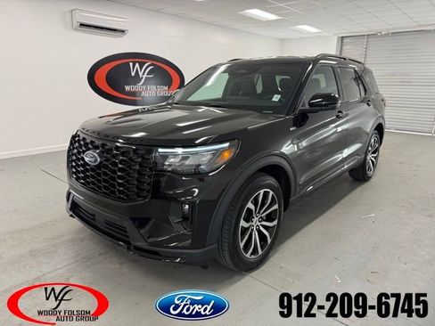 New 2026 Ford Explorer ST-Line image 1