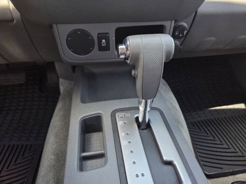 Used 2018 Nissan Frontier SV RWD image 11