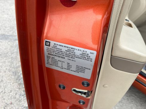 Used 2007 Chevrolet HHR LT image 25