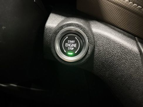 Certified 2021 Chevrolet TrailBlazer ACTIV w/ Convenience Package image 17