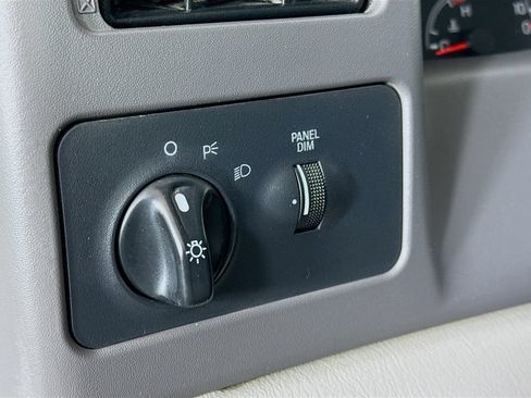 Used 1999 Ford F350 XLT AWD/4WD image 10