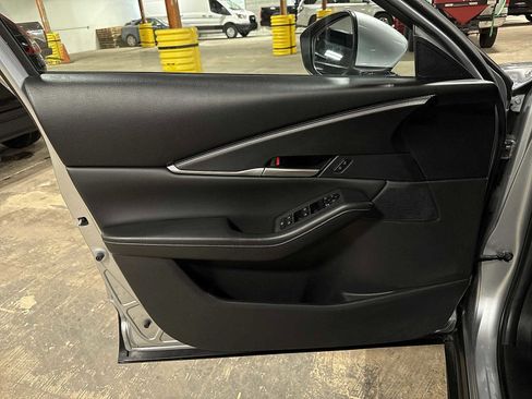 Used 2021 MAZDA CX-30 AWD 2.5 S w/ Select Package image 29