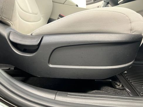 Used 2025 Hyundai Tucson SEL FWD image 23