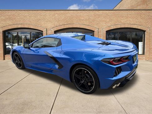 Used 2024 Chevrolet Corvette Stingray Preferred Conv w/ 2LT RWD image 6