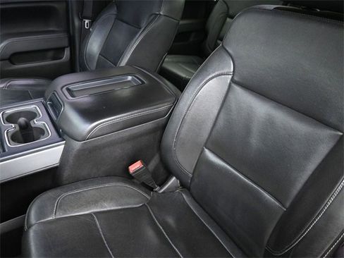 Used 2015 Chevrolet Silverado 1500 LTZ Z71 w/ Midnight Edition image 17