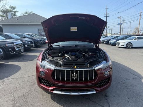 Used 2017 Maserati Levante S image 34