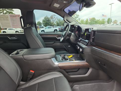 Certified 2024 GMC Sierra 2500 SLT w/ Texas SLT Premium Package image 11