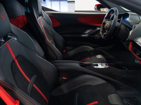 Used 2022 Ferrari SF90 Stradale image 10