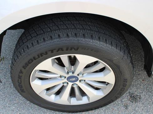 Used 2018 Ford F150 XL w/ Equipment Group 101A Mid AWD/4WD image 16