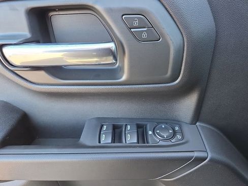 New 2026 Chevrolet Silverado 1500 Custom image 9