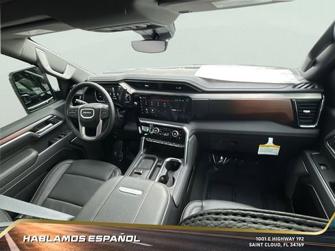 New 2026 GMC Sierra 2500 Denali w/ Denali Reserve Package image 33