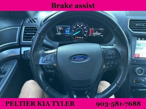 Used 2017 Ford Explorer XLT w/ Equipment Group 202A image 19