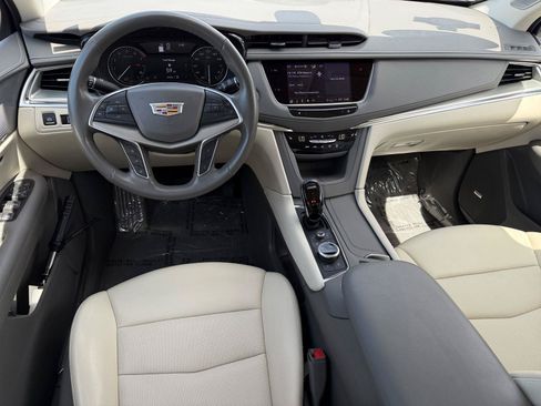 Used 2023 Cadillac XT5 Premium Luxury w/ LPO, Floor Liner Package AWD/4WD image 21