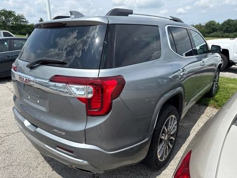 Used 2023 GMC Acadia Denali w/ Denali Technology Package AWD/4WD image 6